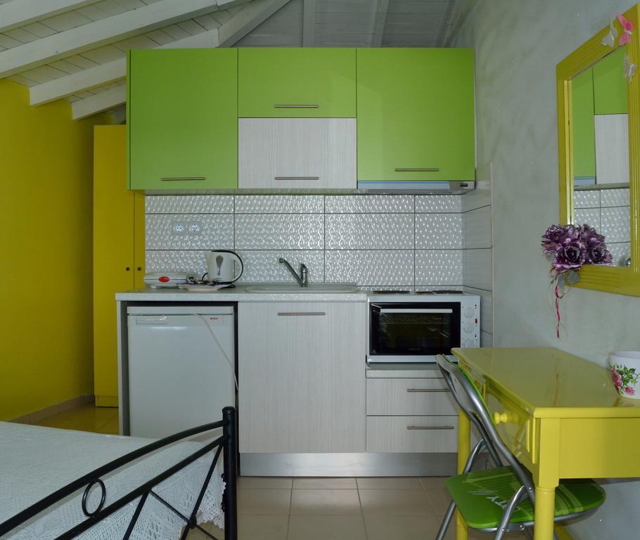 Studios Soula Alonnisos Town Ruang foto