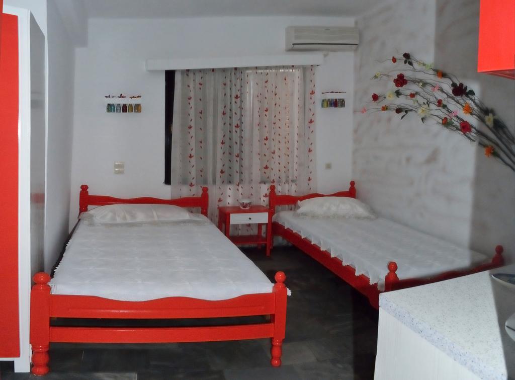 Studios Soula Alonnisos Town Ruang foto